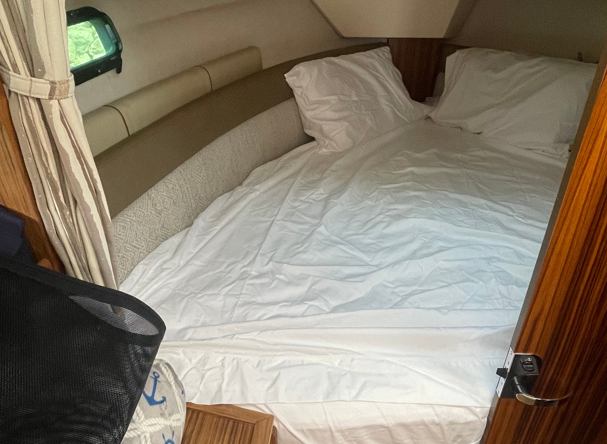 Image of Brand New yachtbedding.com Mattress for Ranger Tug 27