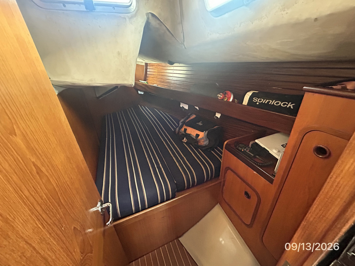 Serenity-aft-stateroom-hr1-9-13-26-CB167.jpg