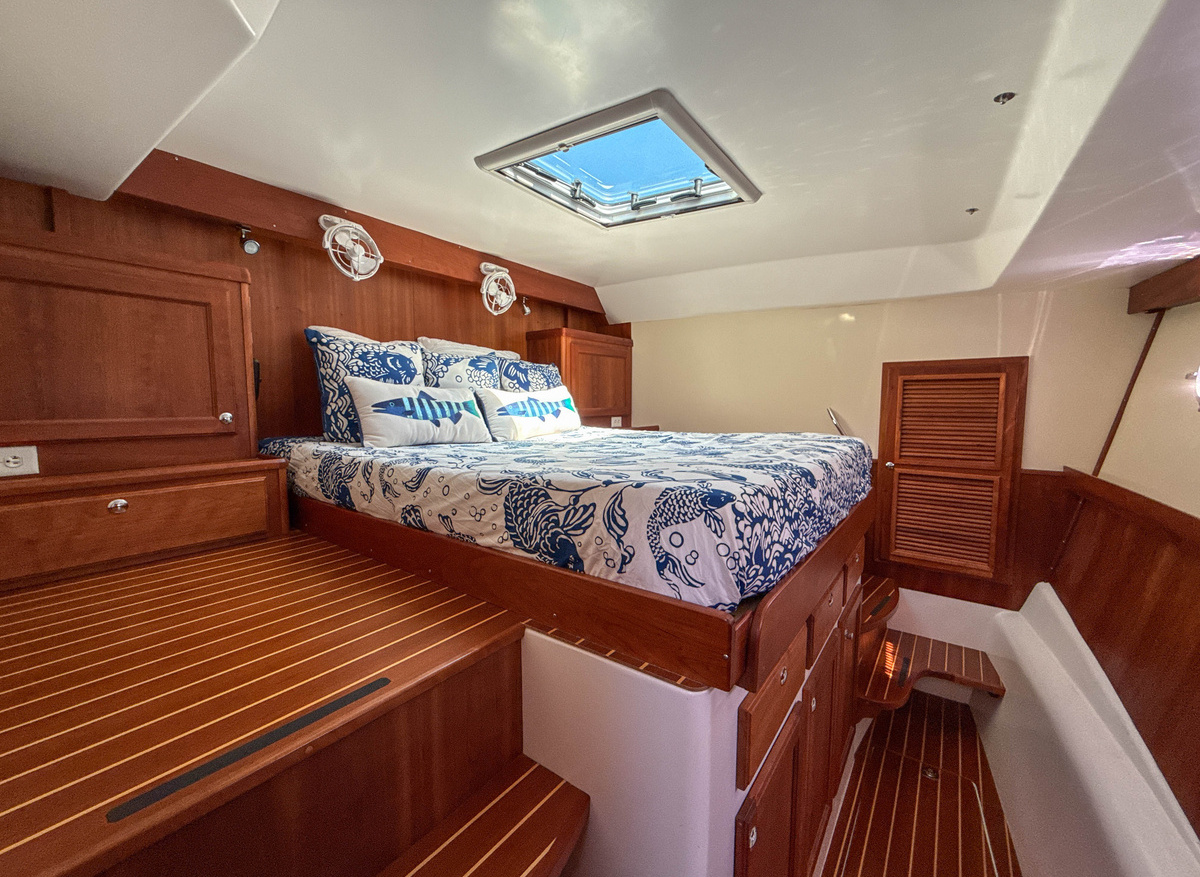 36 SEE LEVEL Stbd stateroom.jpg