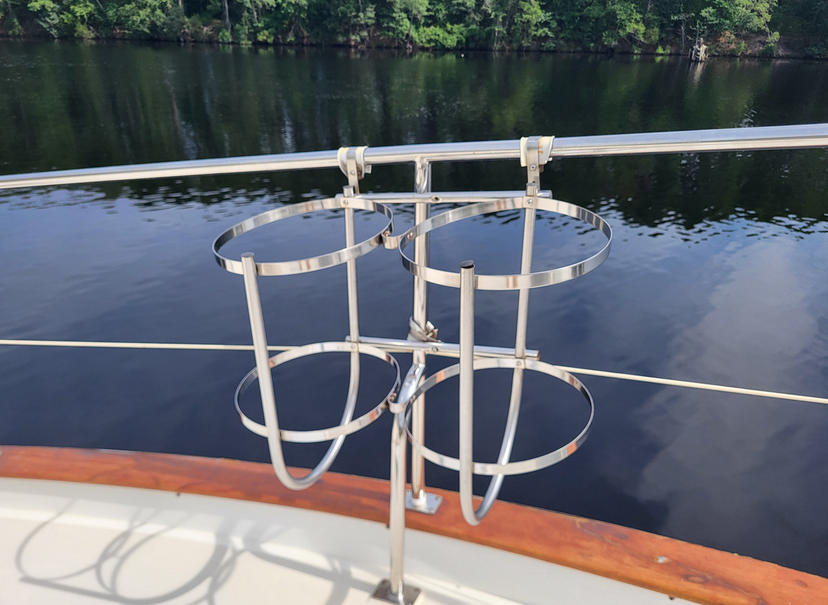Image of ✪ Fender Racks / Baskets – Taylor Made stainless steel double and triple – Large with 12” diameter hoops – Excellent Condition