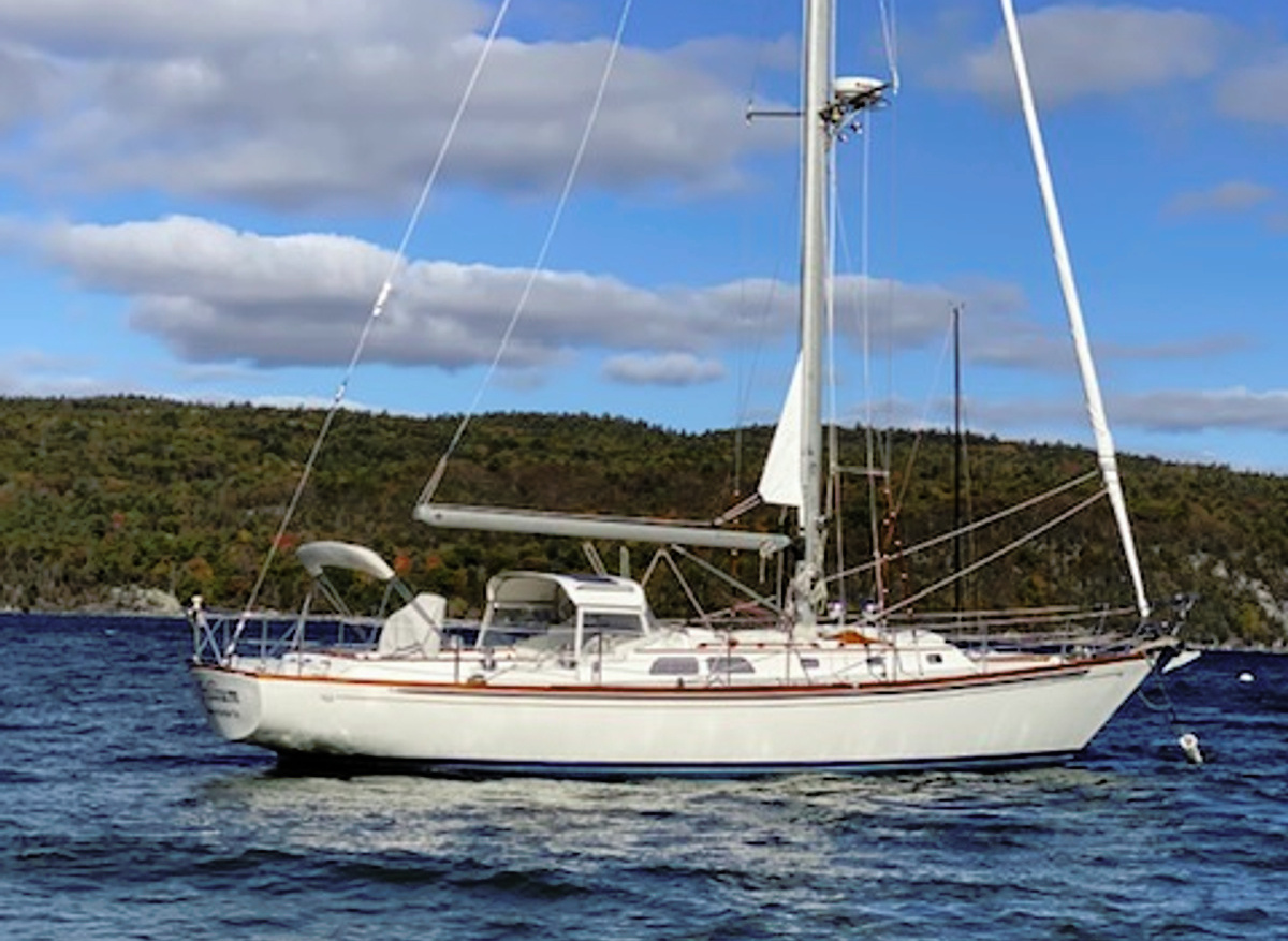 Image of 42' Hinckley Sou'wester 1987  TRILLIUM