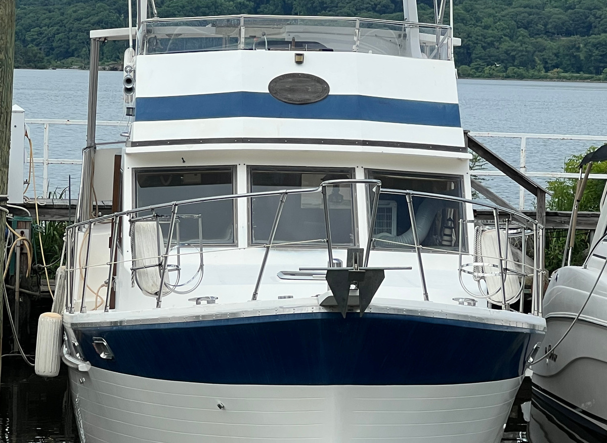 Image of 36’ Marine Trader Sundeck