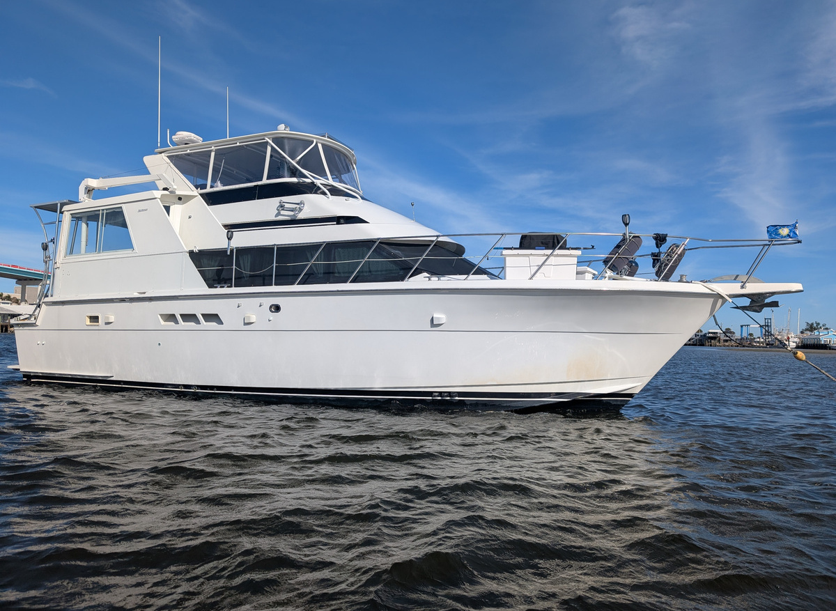 Image of 48' Hatteras CPMY 1994 