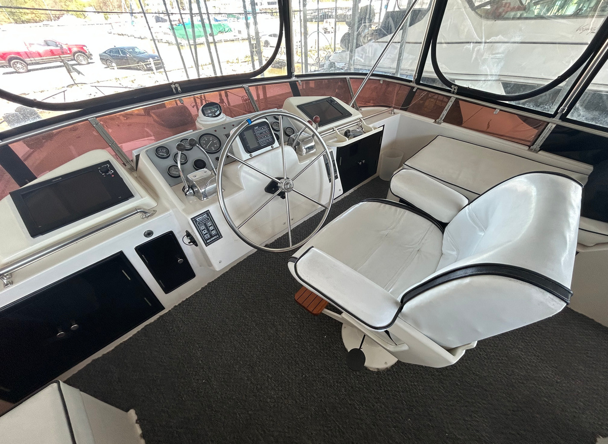 Panacea flybridge helm hr1 4-15-25.jpg