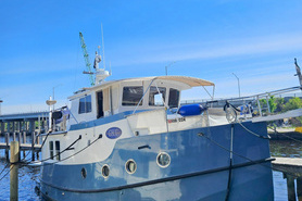 Image of 2000 Great Harbour 37 for sale 