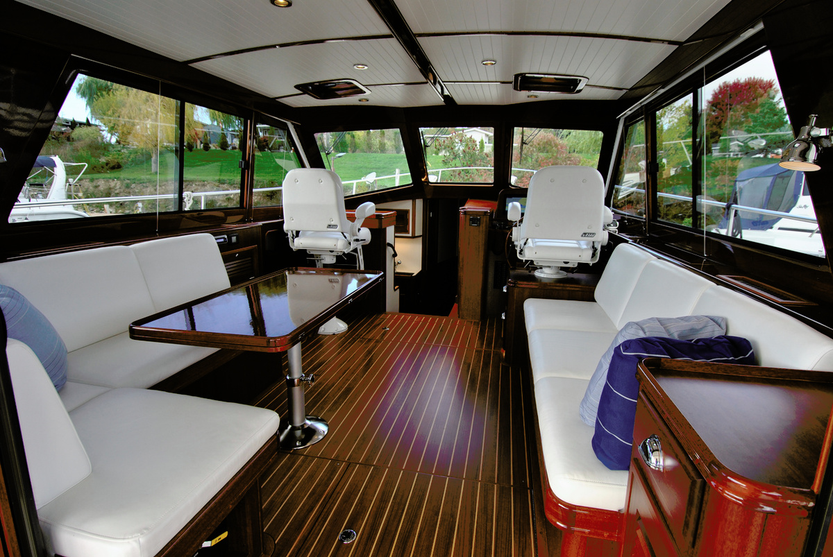 19-Salon-127C1.JPG