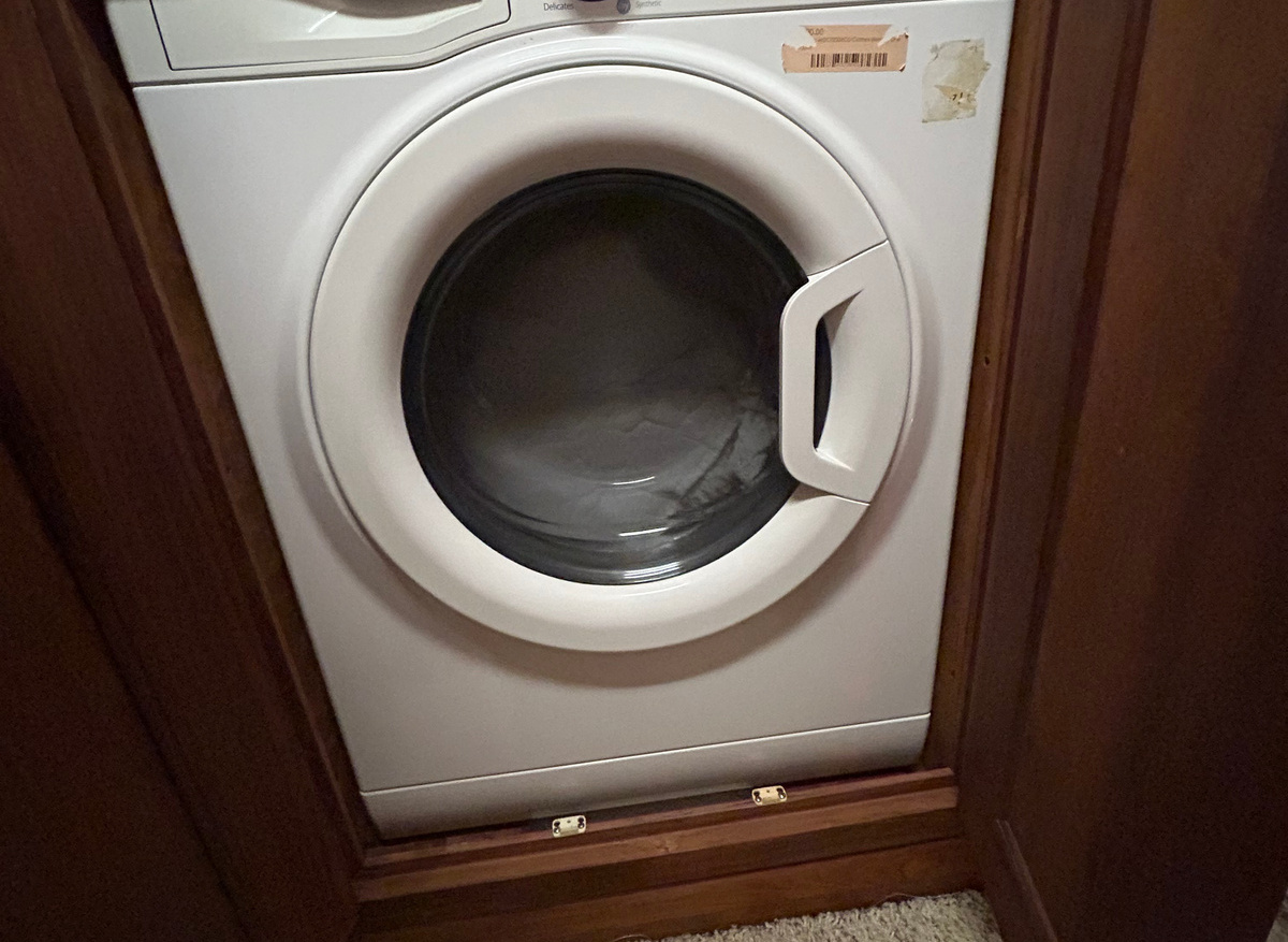 Plenty washer-dryer hr1 12-18-24.jpg