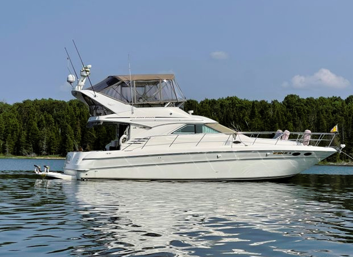 Image of 1996 Sea Ray 400 Sedan Bridge