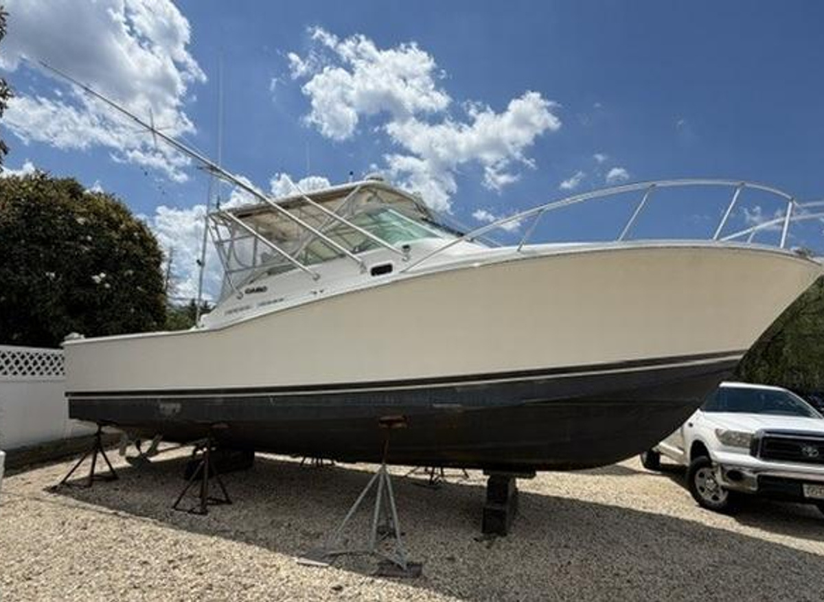 Image of 31' 1996 Cabo 31 Express - Judith A