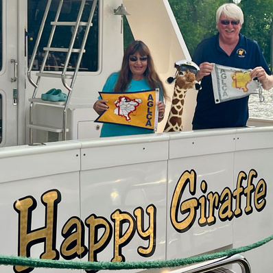 Happy Giraffe