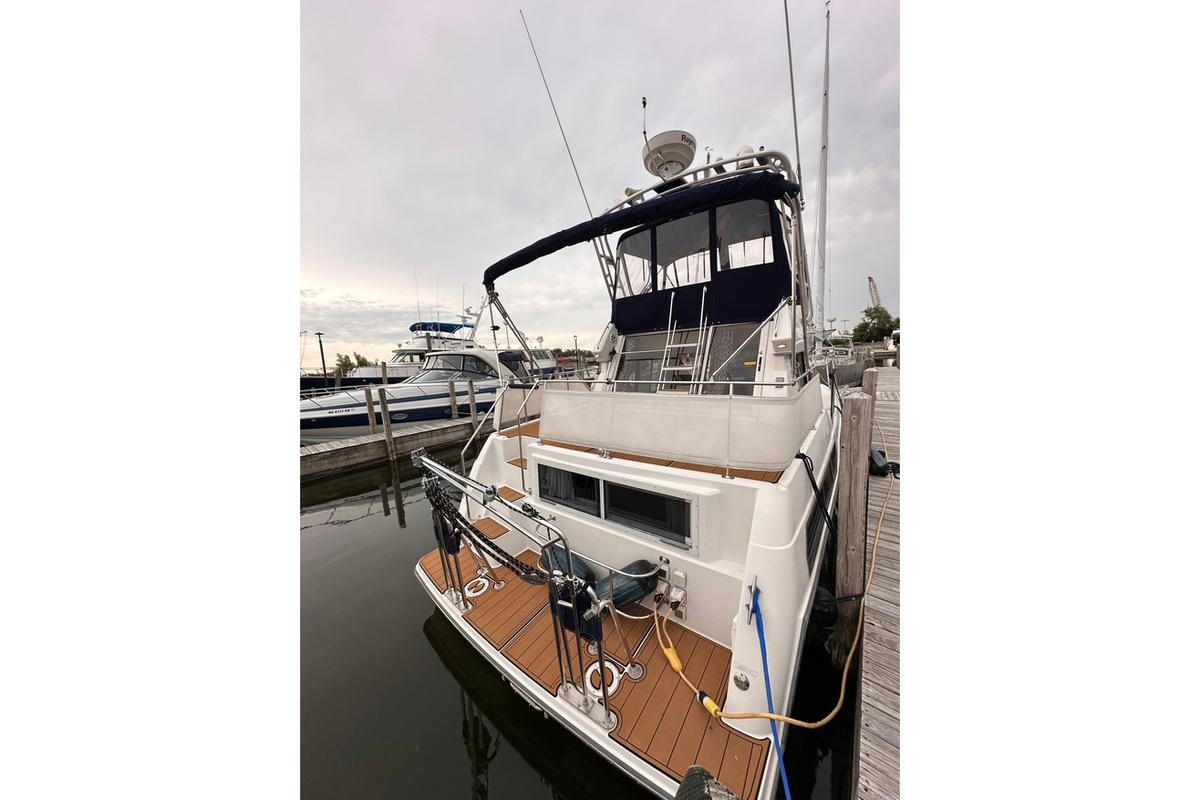 1995-carver-325-aft-cabin-motor-yacht-power-10079930-20260816074855118-1-3B6DC.jpg