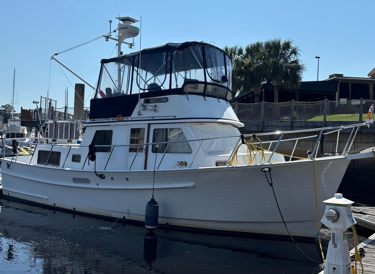 Image of 2001 Monk 36 (Hull #215)