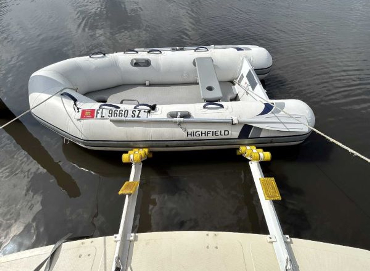 No Rush Dinghy and launch.jpg