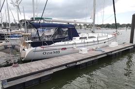 Image of 2005 Catalina 40'  