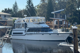 Image of Fresh Water 1994 Jefferson Viscount 42 Sun Deck