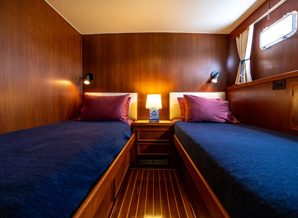 17-Guest-Cabin-224C0.jpg