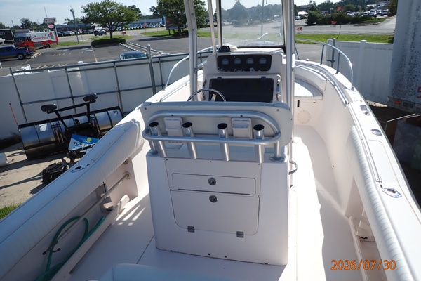 Gosnear-25_-Grady-White-cockpit-forward-16BC1.jpg