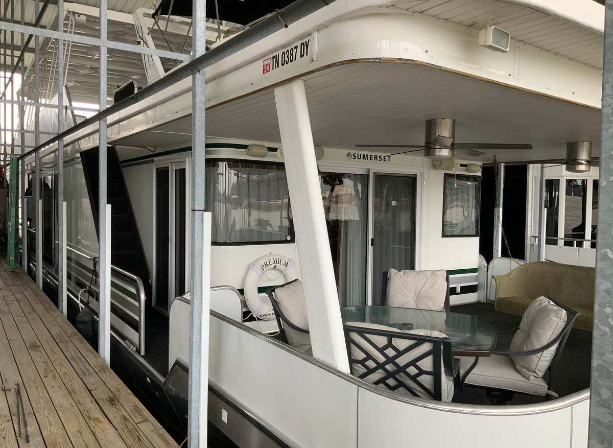 Image of 2004 Sumerset 87 x 18