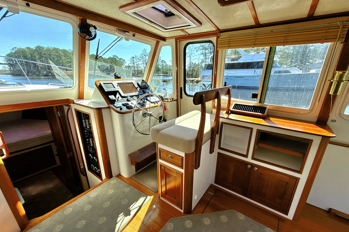12-Helm-090A4.jpeg