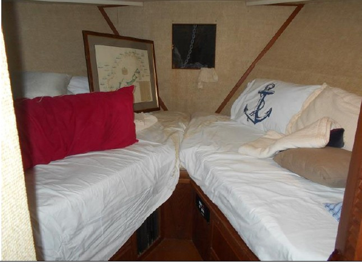 Fwd stateroom.jpg
