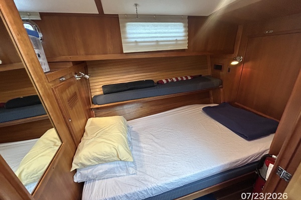 42_-Sabre-guest-stateroom-C4170.jpg