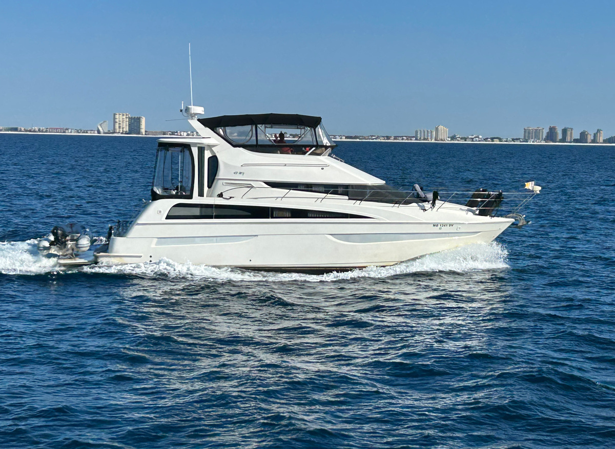 Image of 2006 Carver 43 Motoryacht