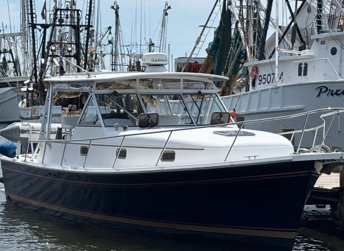 Image of 2003 MAINSHIP 34 PILOT RUM RUNNER.  HIGHLY MODIFIED ONE OF A KIND