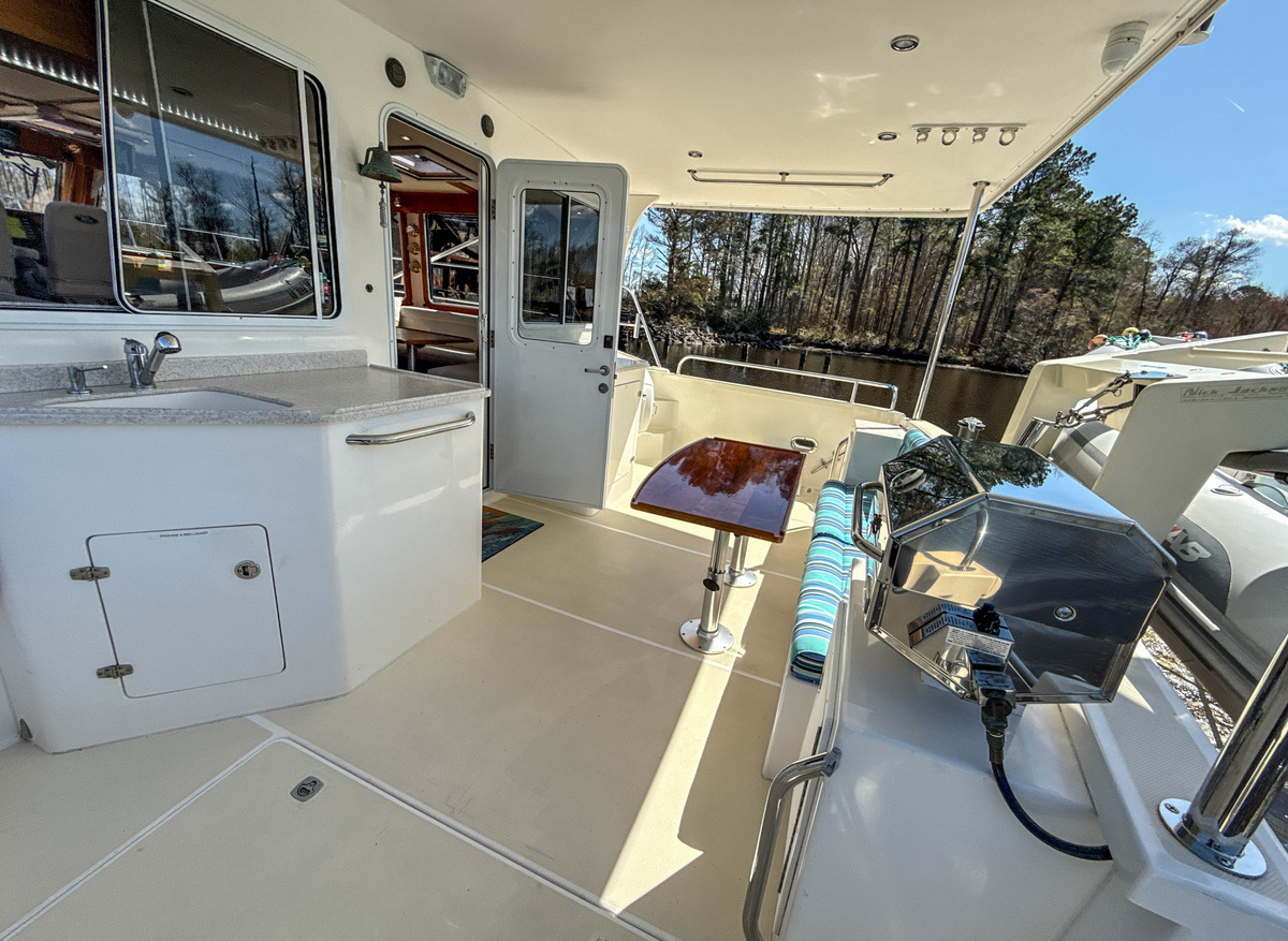63 SEE LEVEL Aftdeck.jpg