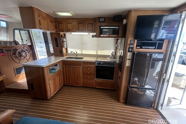 40_-Blooper-Salon-Starboard-7E764.jpg