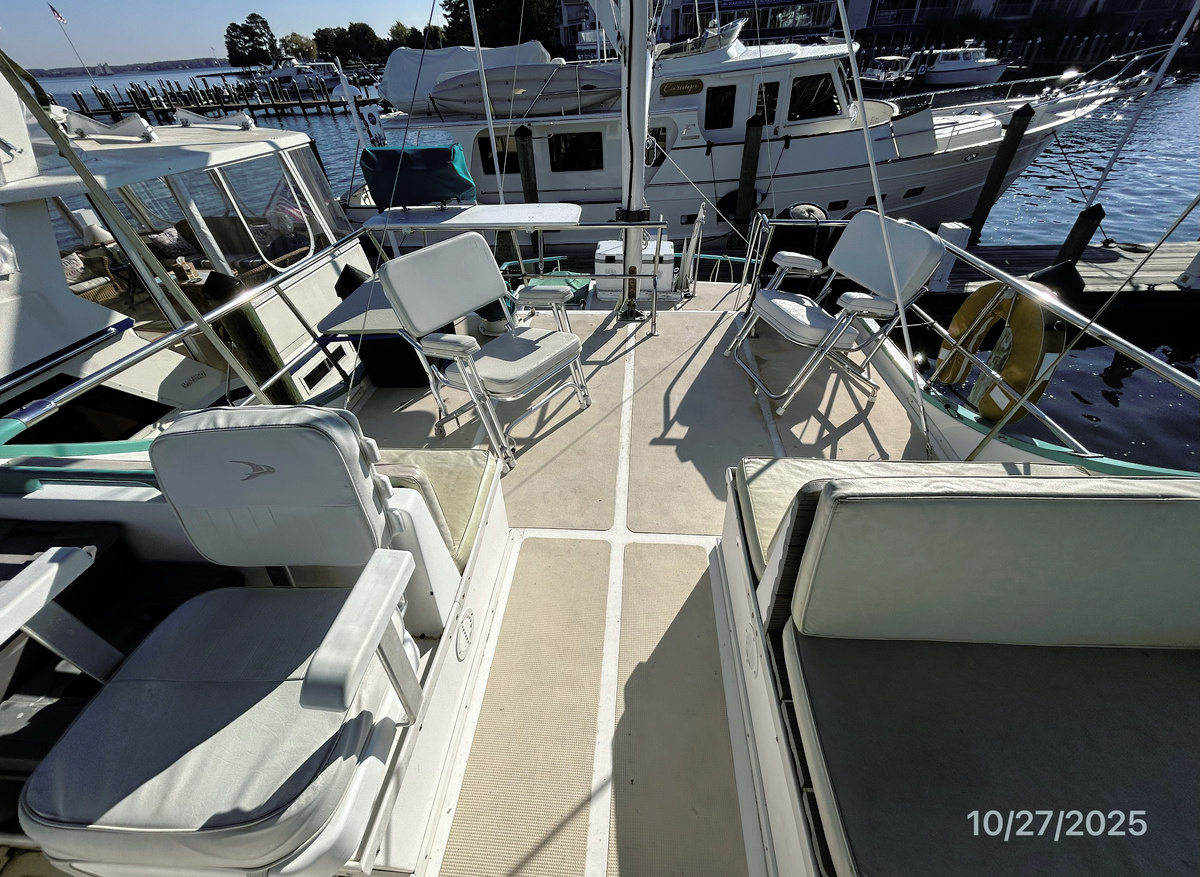 Altamira-flybridge-aft-hr1-10-27-25-82F68.jpg