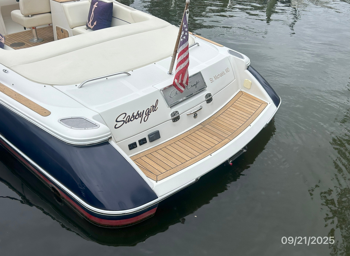 Sassy-Girl-swimplatform-hr1-9-21-25-66EEA.jpg