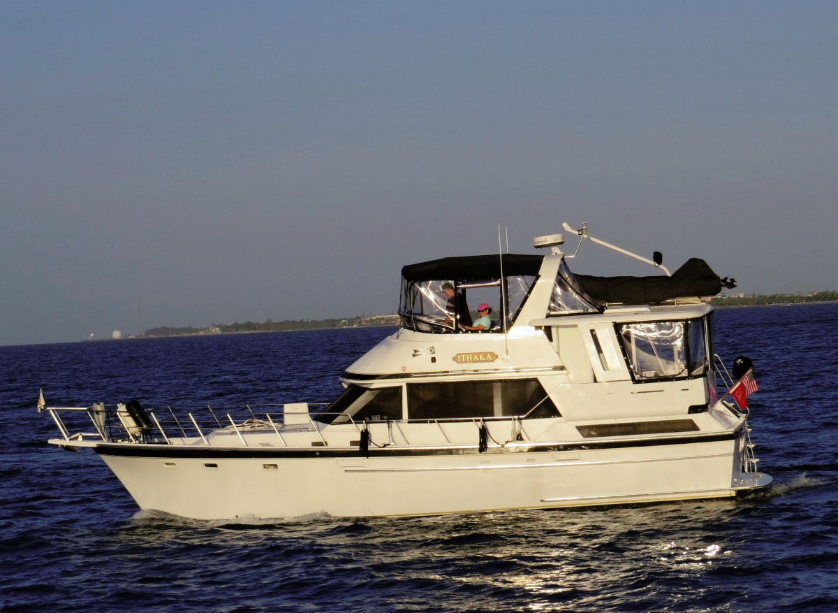 Image of 42 ft Jefferson  1986 Sundeck 