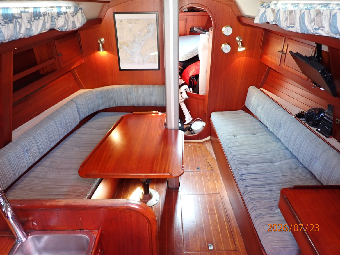 35_-Scanmar-salon-forward-51229.jpg