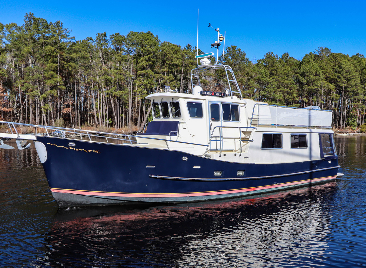 Image of 2000 Cherubini Independence 50'