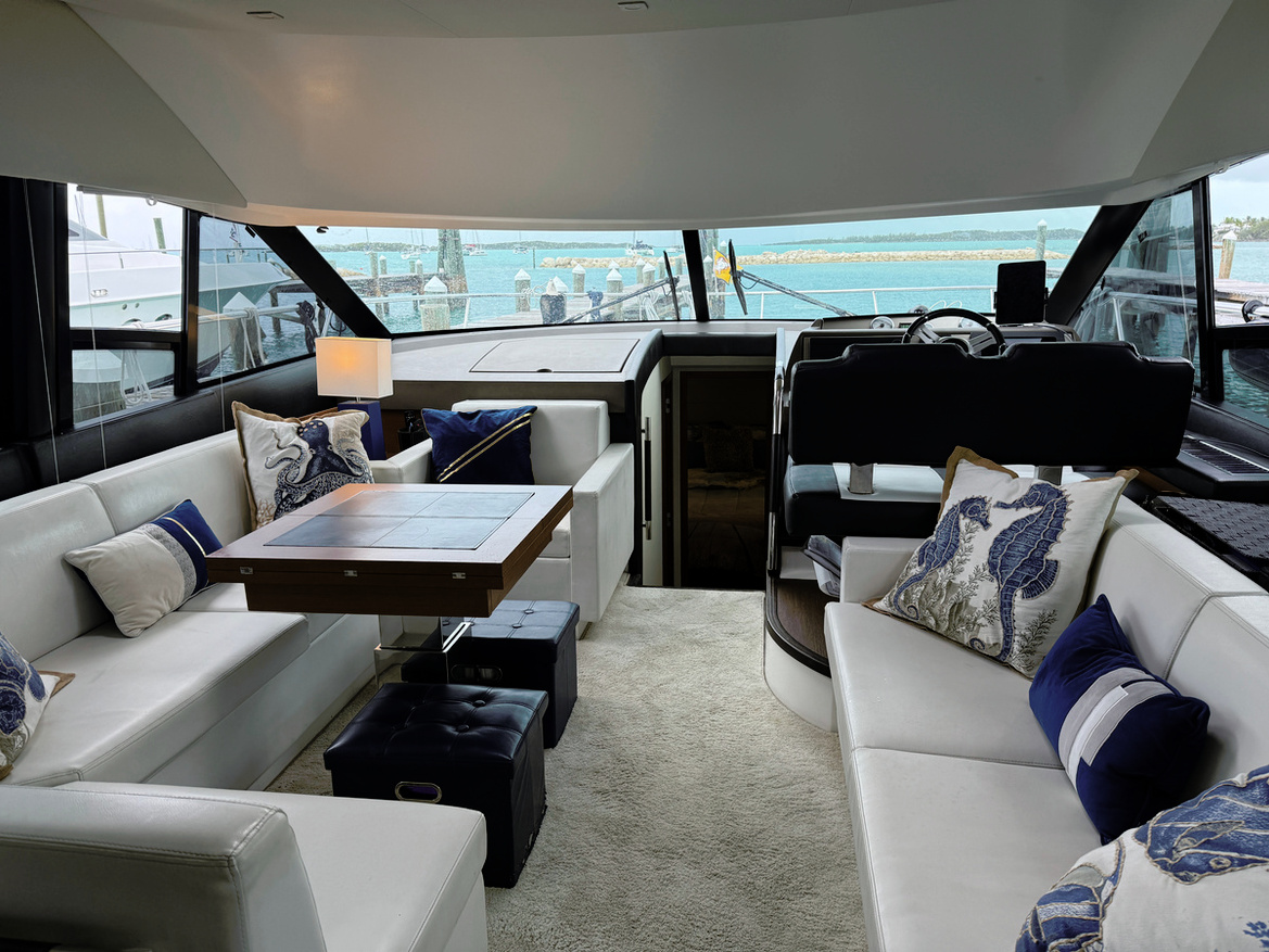 Ship-Faced-Salon-306AF.JPG