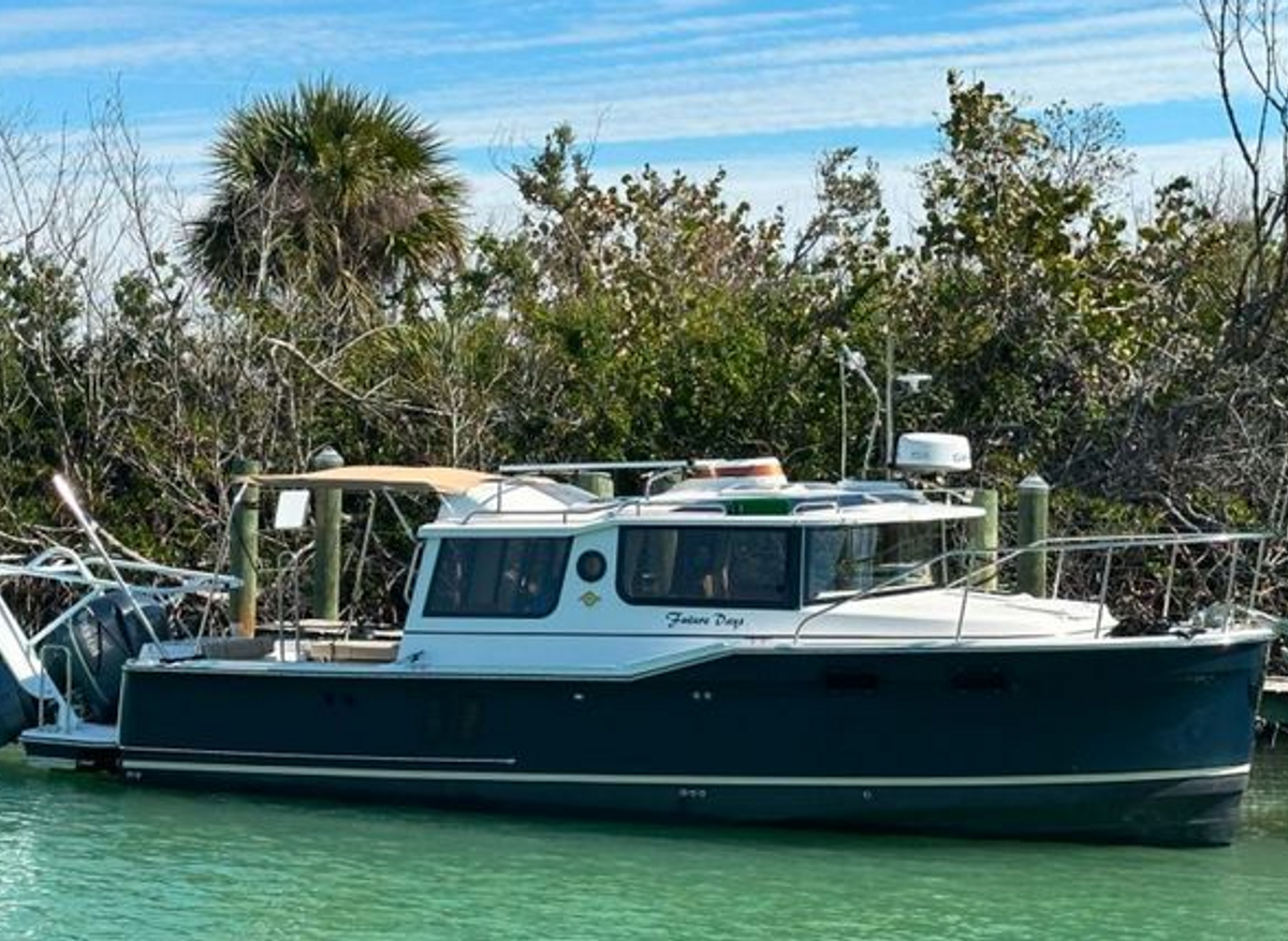 Image of 2020 Ranger Tugs R27 Luxury Edition