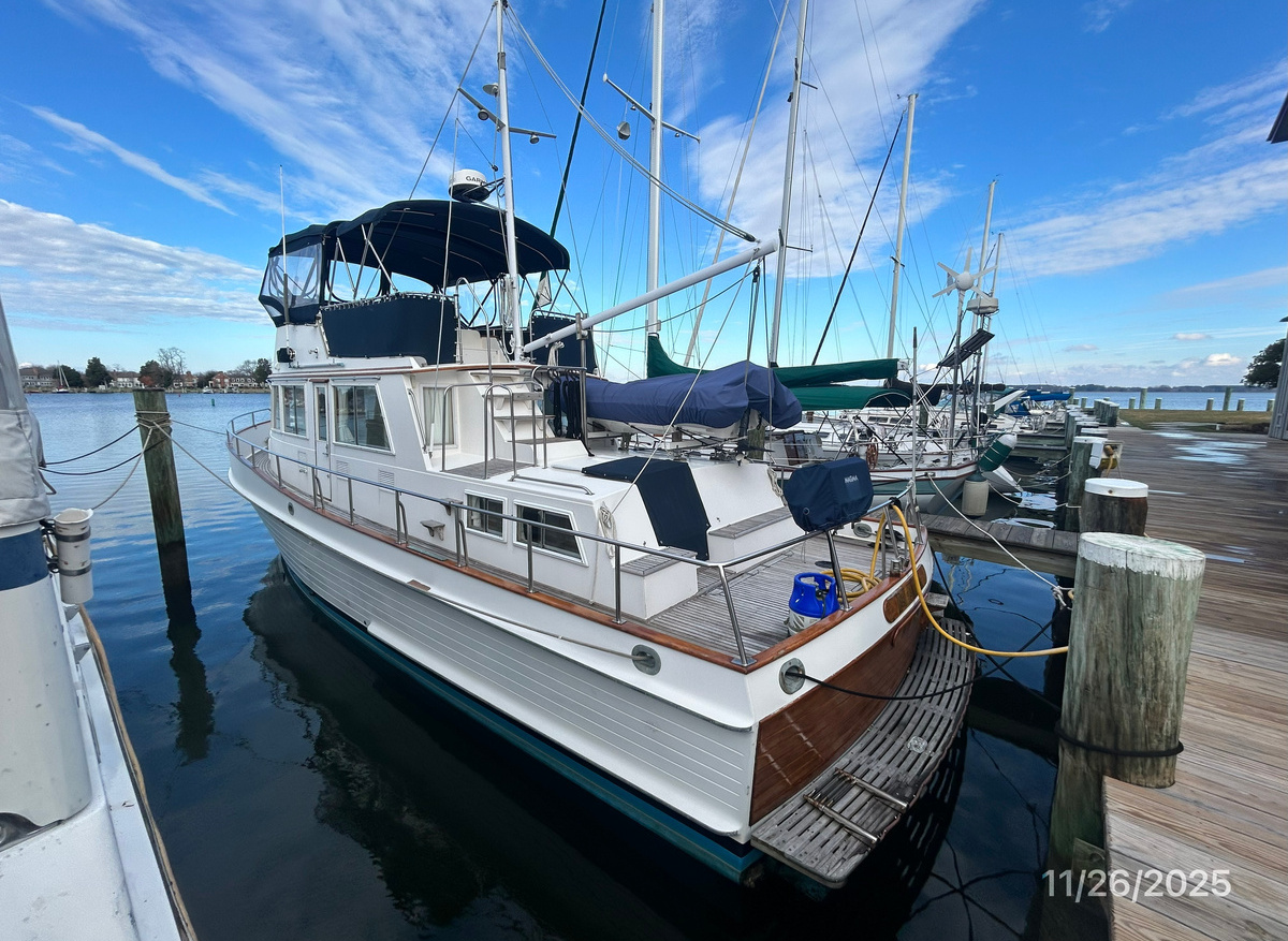 Image of 42 ft Grand Banks  1989 Classic  