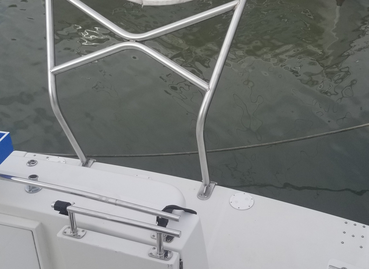 Davit-B1C7F.jpg