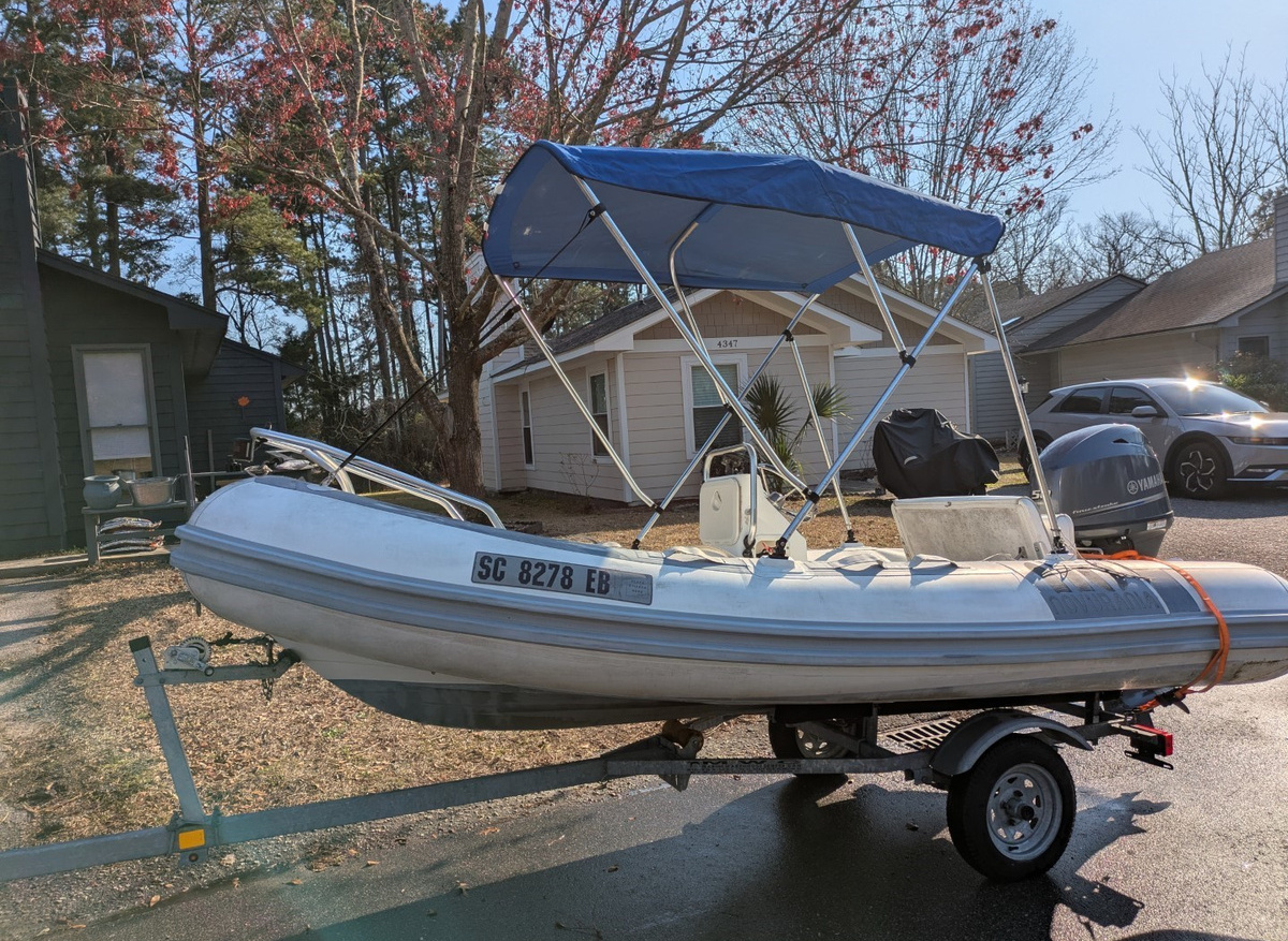 Image of Boat Details Make: Novurania Model: 400dl Year: 2001 Length: 13 ft Price: US$11,900