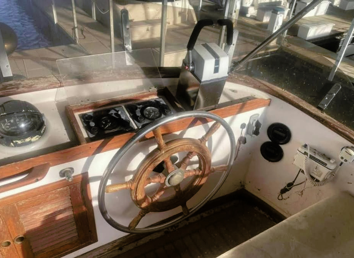 boat3.jpg