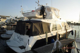 Image of 1999 48' Navigator 