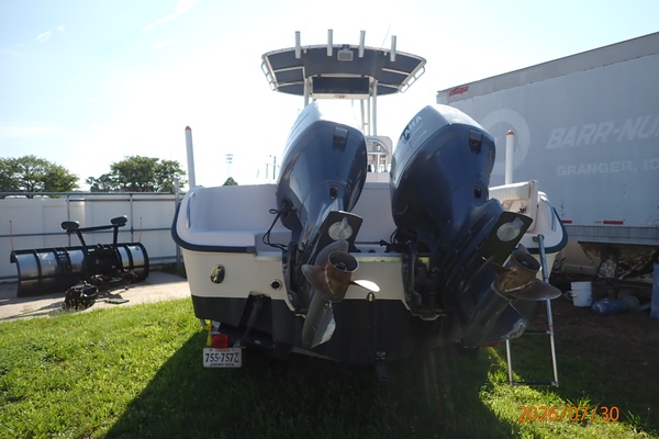 Gosnear-25_-Grady-White-aft-profile-9EAAF.jpg