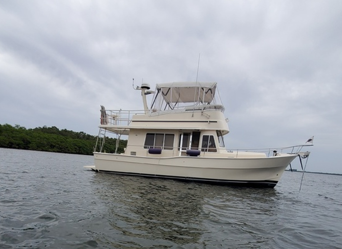 Image of 2004 40' Mainship 400 Trawler - Blooper 