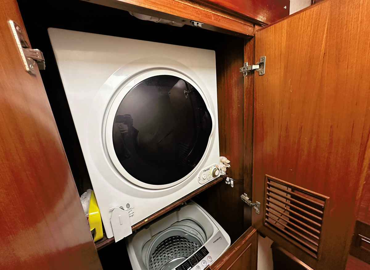 1024-Padraigin-Washer-Dryer-22F74.JPG