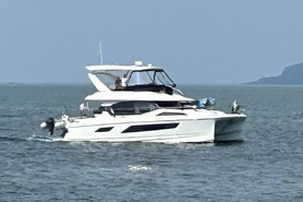 Image of 2021 Aquila 44 PowerCat 