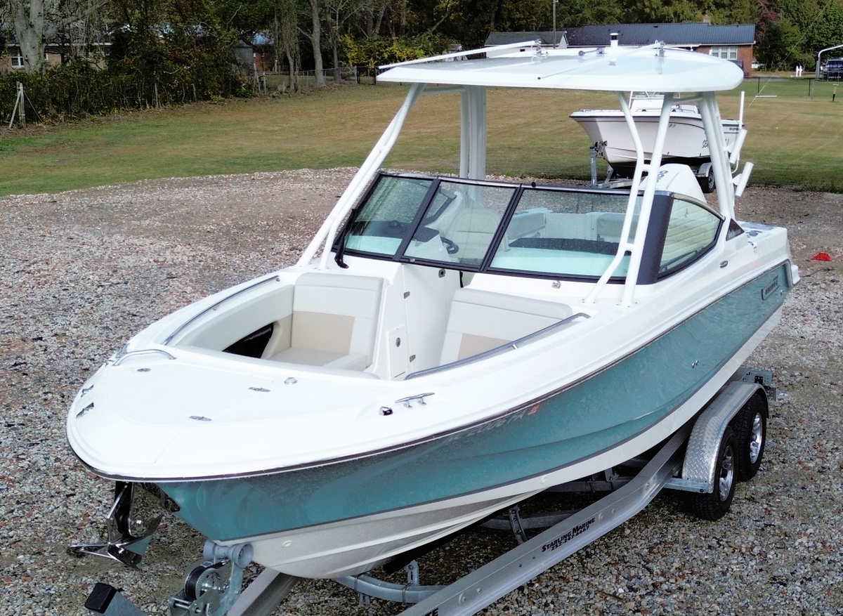 Image of 24 ft Boston Whaler  2023 240 Vantage  Demo Pay