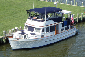 Image of 44 ft Marine Trader  1981 Double Cabin 