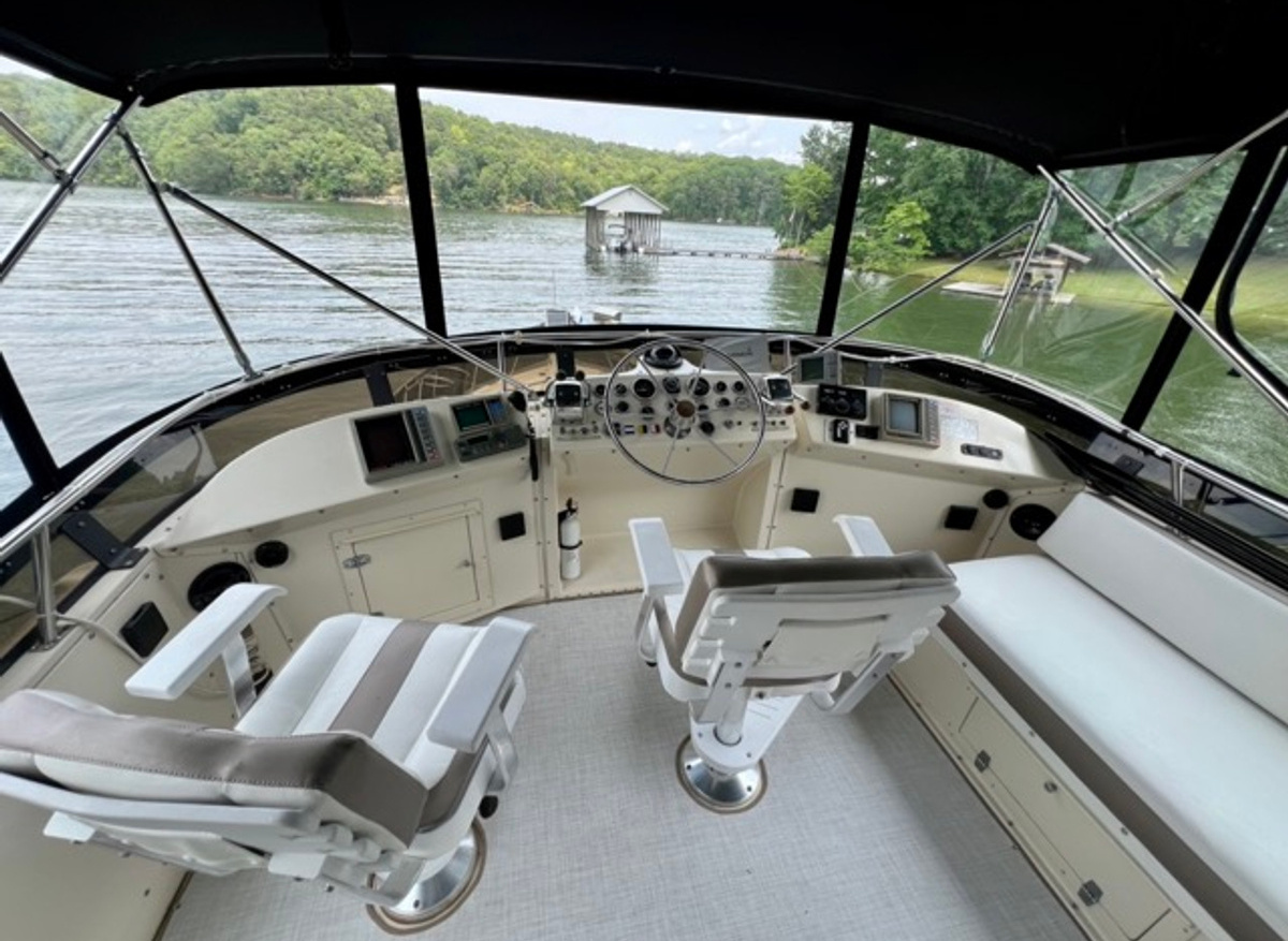 15 1988 Californian 45 Flybridge 2 Medium.jpeg