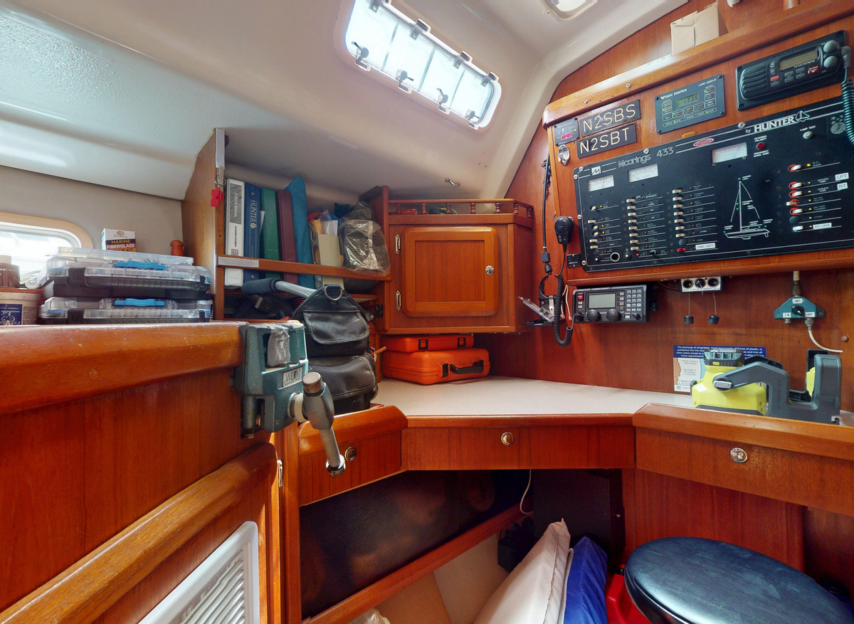 Yatch-AC-08192025_194427-3B4D7.jpg