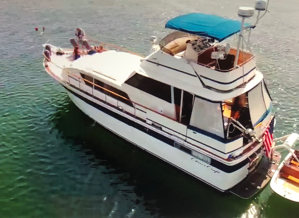 Image of 1980 Chris Craft Commander 451